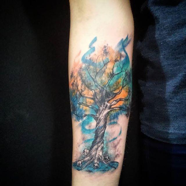 tatouage arbre 57
