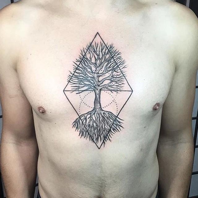 tatouage arbre 95