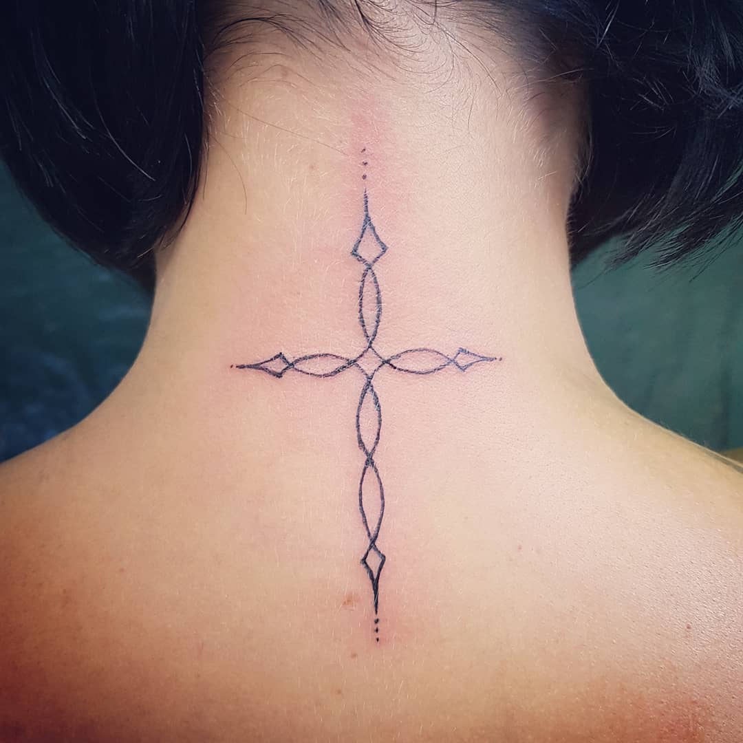 tatouage croix 107