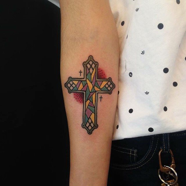 tatouage croix 27