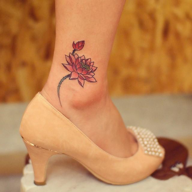 tatouage fleur lotus 05