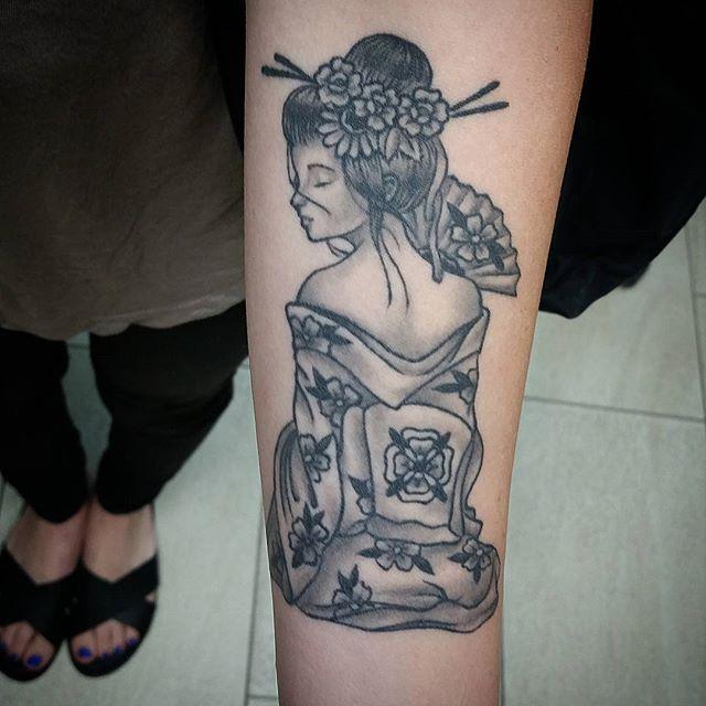 tatouage geisha 05