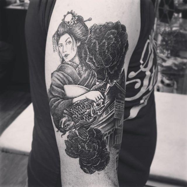 tatouage geisha 41
