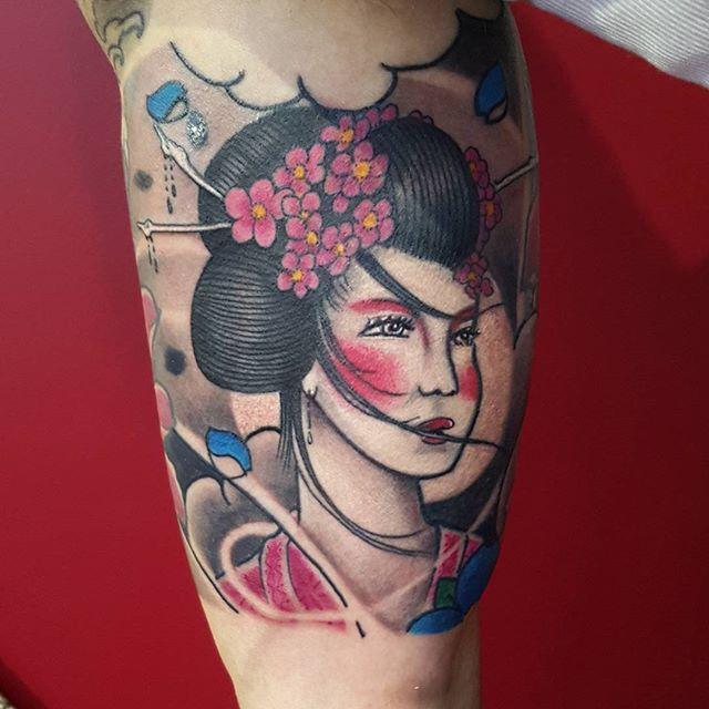 tatouage geisha 57