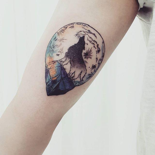 tatouage lune 57