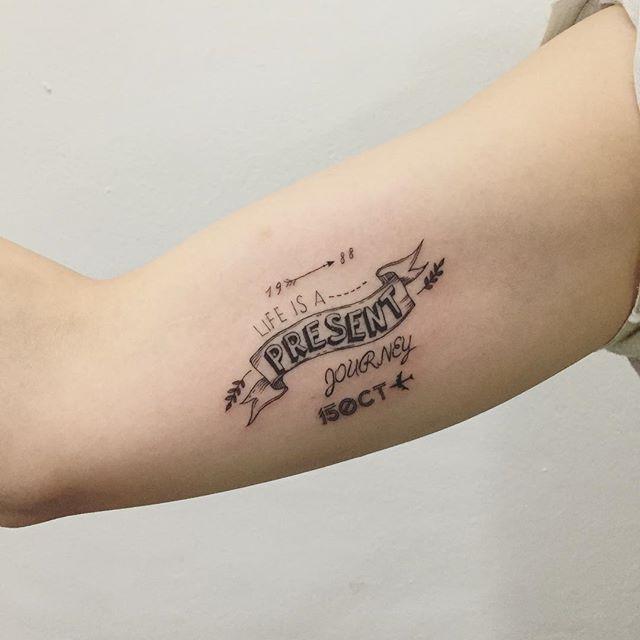 tatouage phrase 137