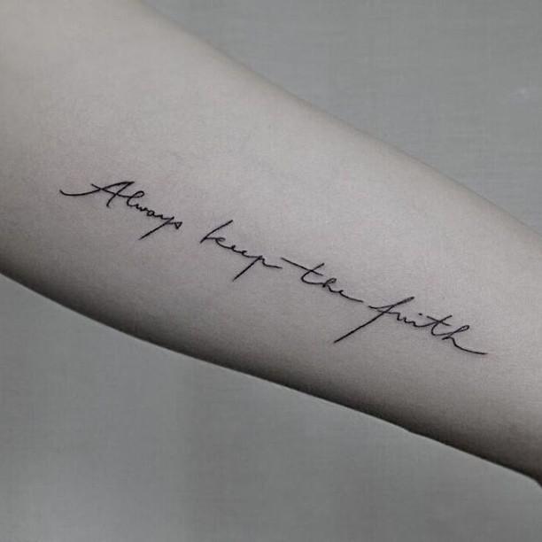 tatouage phrase 81