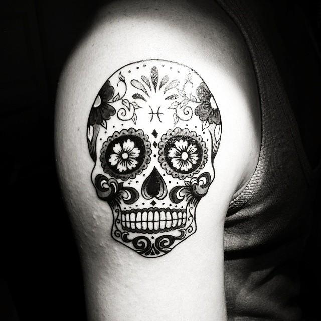 tatouage tete de mort mexicaine 107