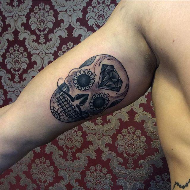 tatouage tete de mort mexicaine 31