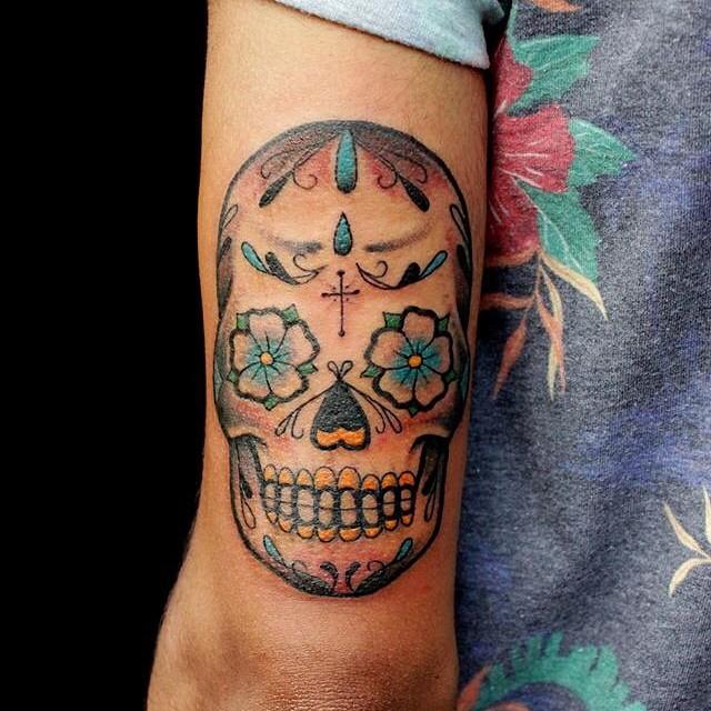 tatouage tete de mort mexicaine 83