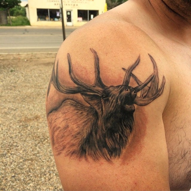 tatouage chasse chasseurs 237