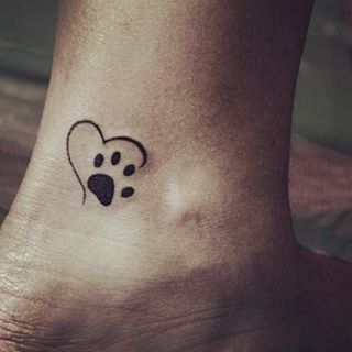 tatouage empreinte chien 227