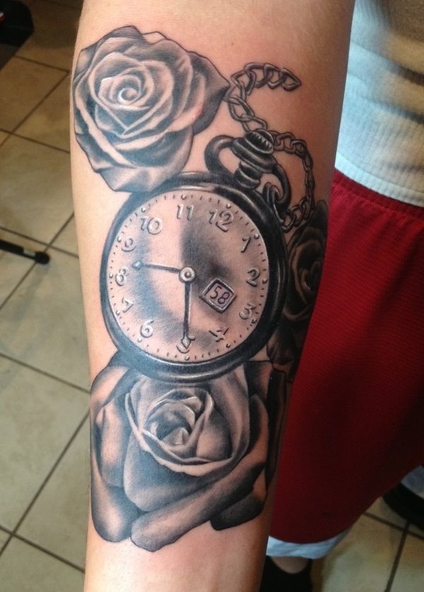 tatouage horloge montre 367