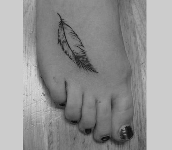 04 tatouages pied