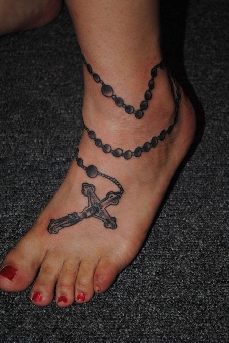11 tatouages pied
