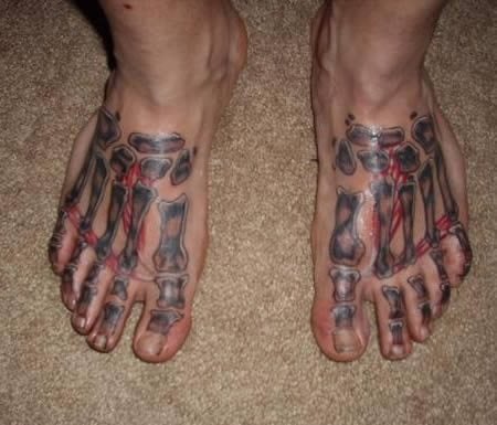 17 tatouages pied