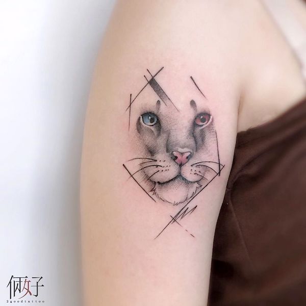 tatouage lion 44