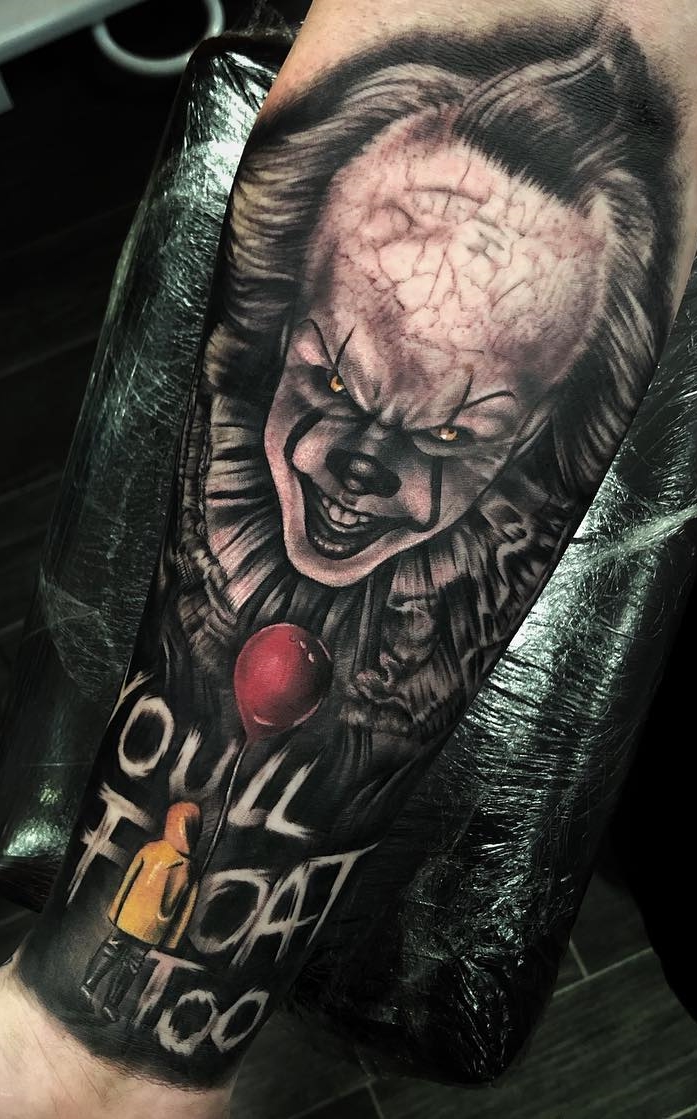 tatouage masculin de clown 12