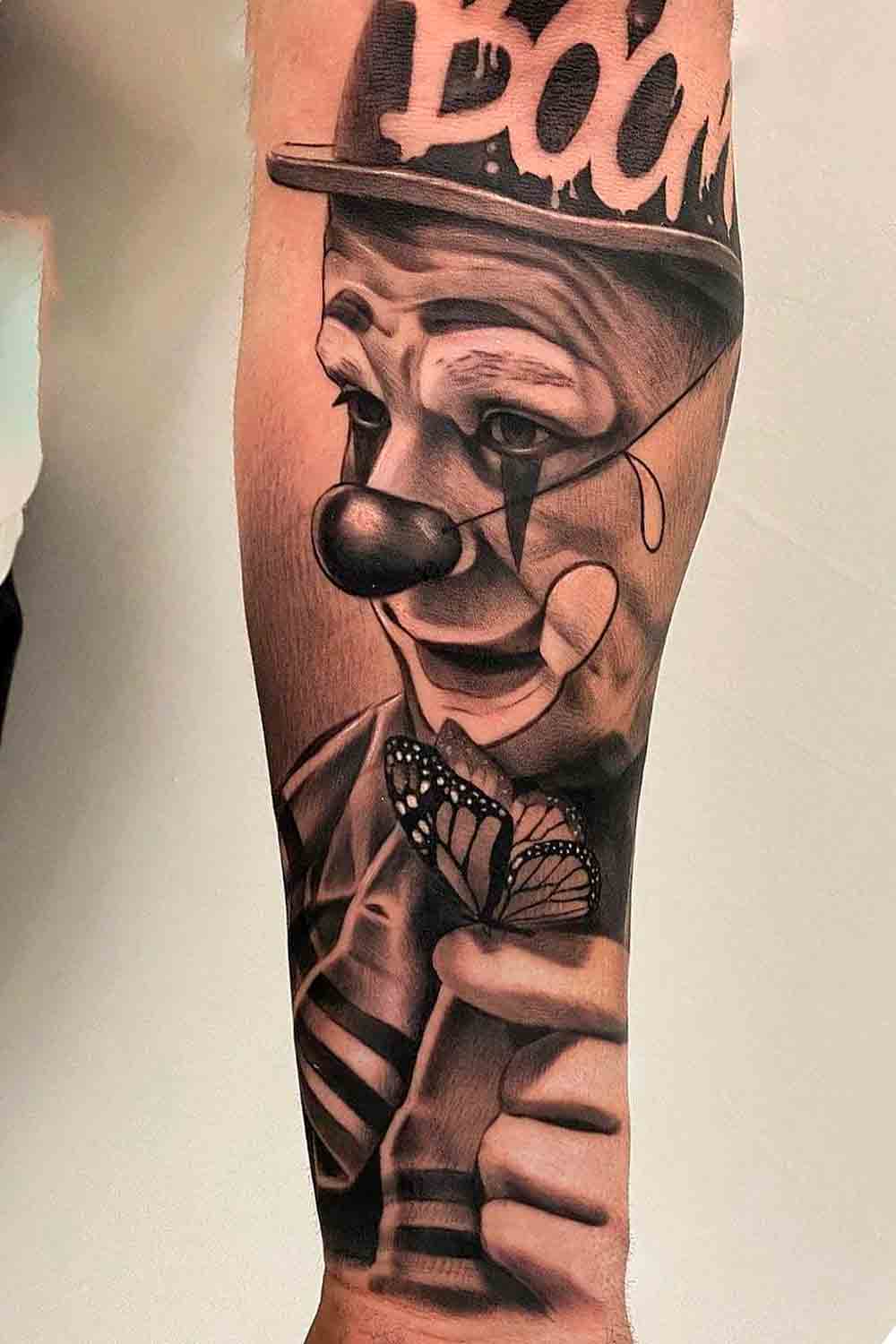 tatouage masculin de clown 94