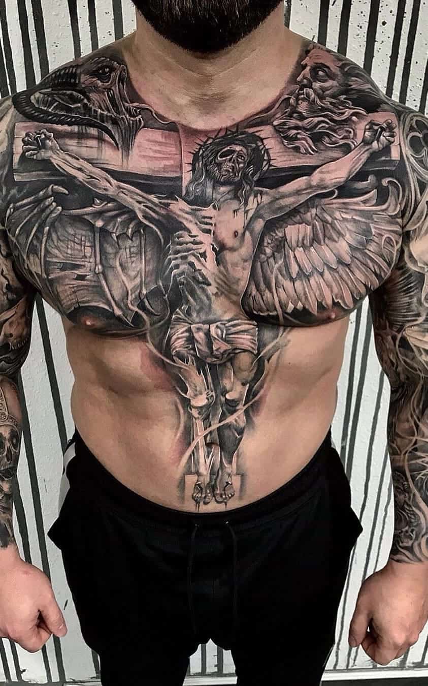 tatouage masculin sur poitrine 09