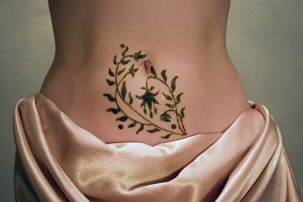 64 Tatuaggi sull'addome: Galleria fotografica