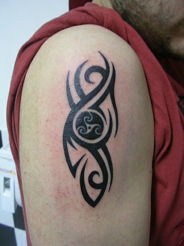 idea tatuaggio braccio 211