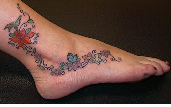 tatuaggio piede disegno 108