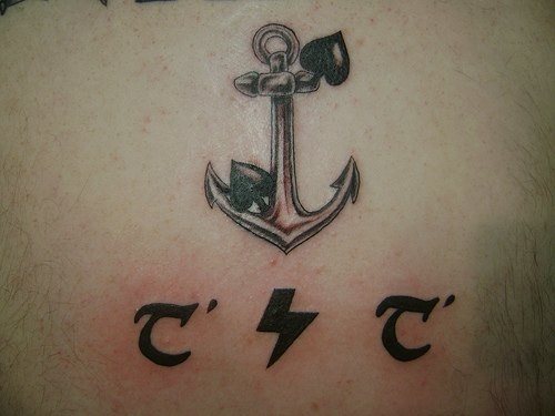 tatuaggio ancora marina 523