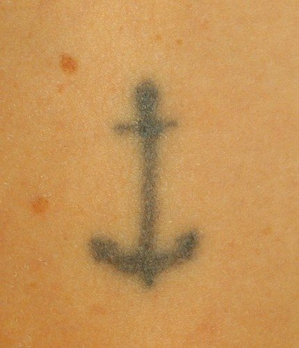 tatuaggio ancora marina 551