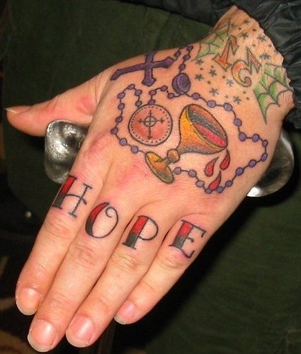 tatuaggio dito articolazione 511