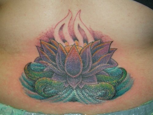 tatuaggio fiore loto 1100