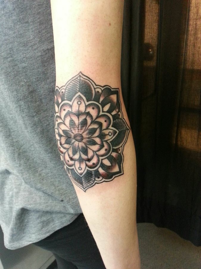 tatuaggio gomito 15