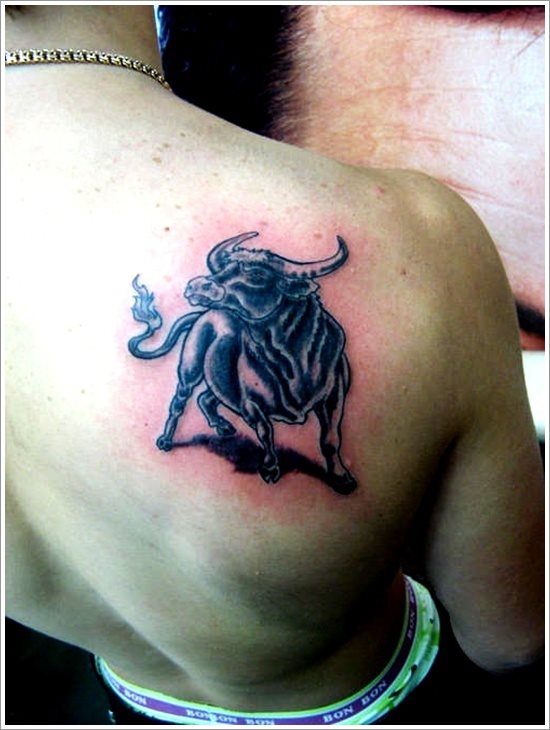 tatuaggio toro 33
