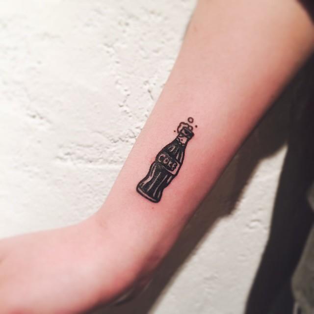 tatuaggio braccio di donna 107