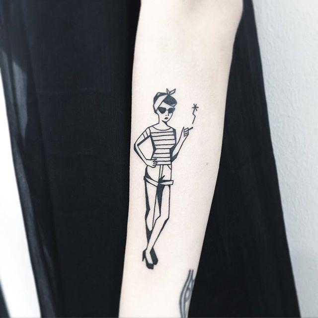 tatuaggio braccio di donna 185