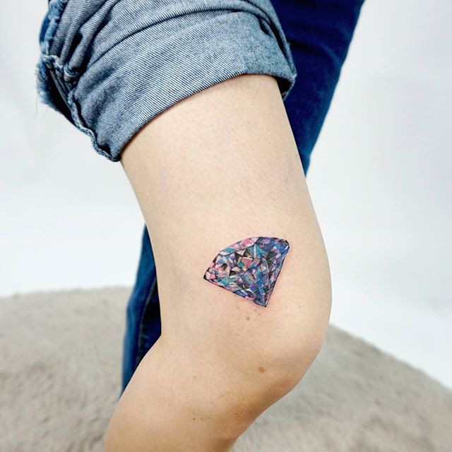 tatuaggio gamba donna 133