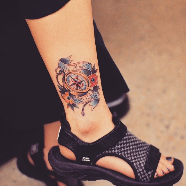 tatuaggio gamba donna 43