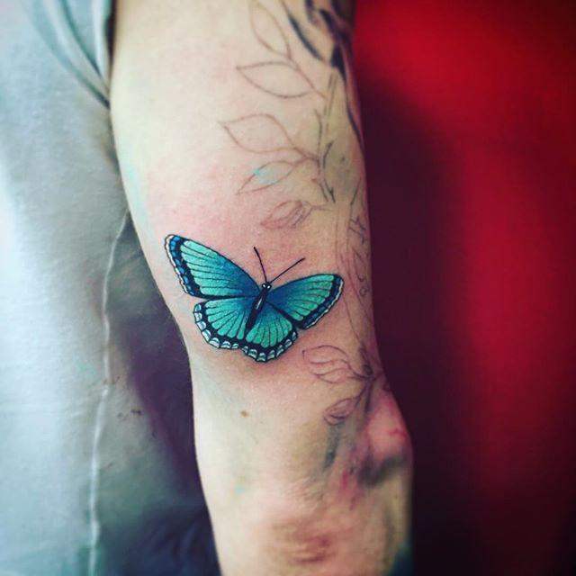 tatuaggio farfalla 117