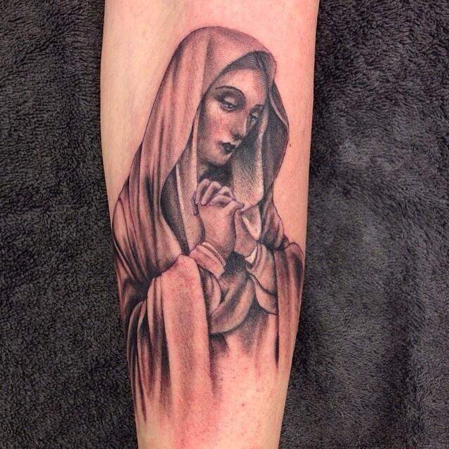 tatuaggio madonna maria 09