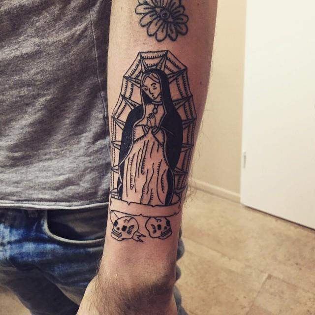 tatuaggio madonna maria 15