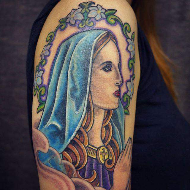 tatuaggio madonna maria 23