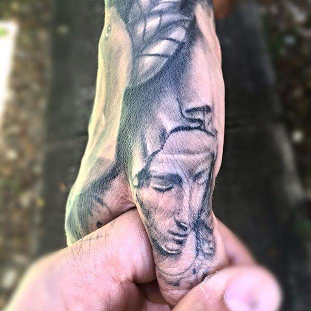 tatuaggio madonna maria 29