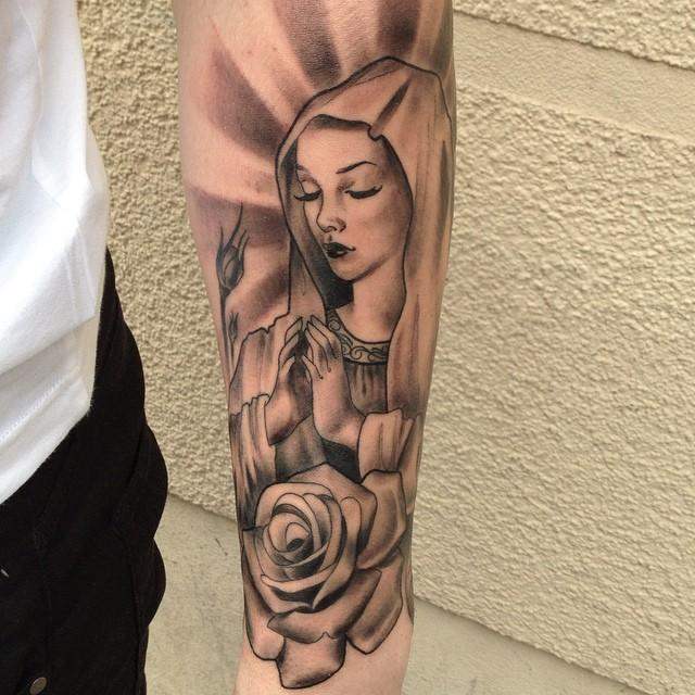 tatuaggio madonna maria 35