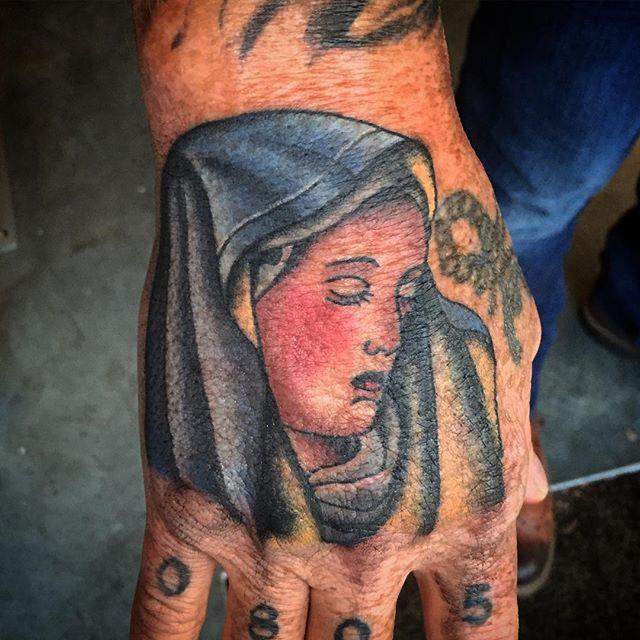 tatuaggio madonna maria 37