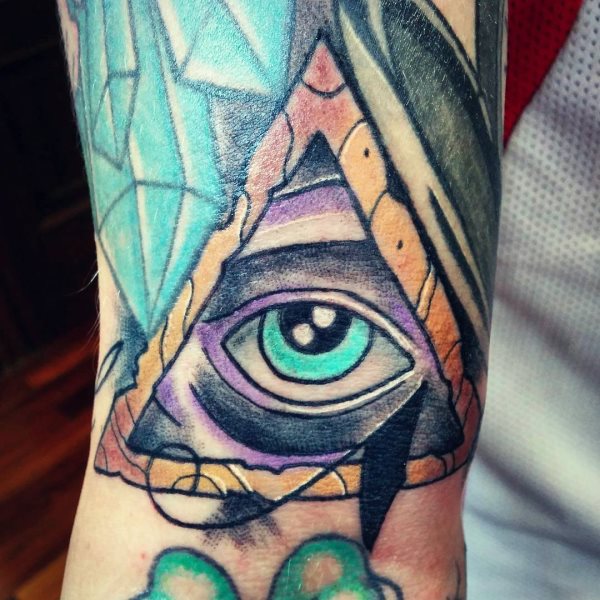 tatuaggio occhio horus ra 11