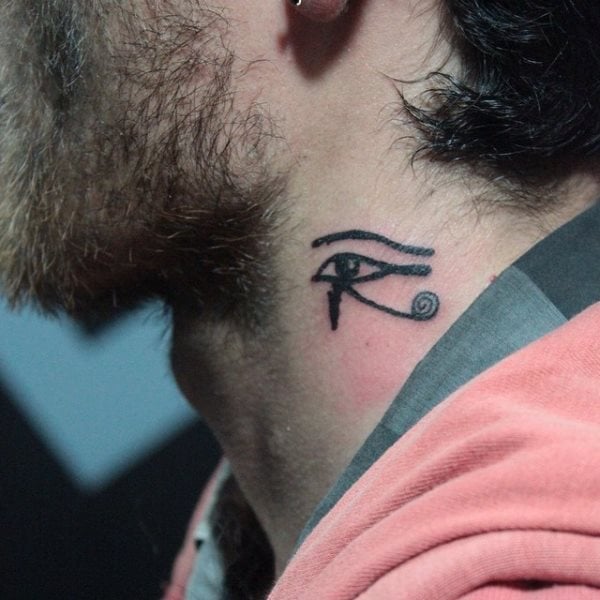 tatuaggio occhio horus ra 35
