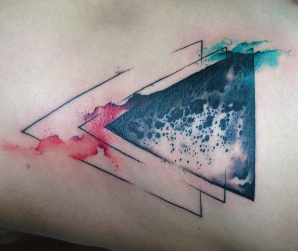 tatuaggio triangolo 181