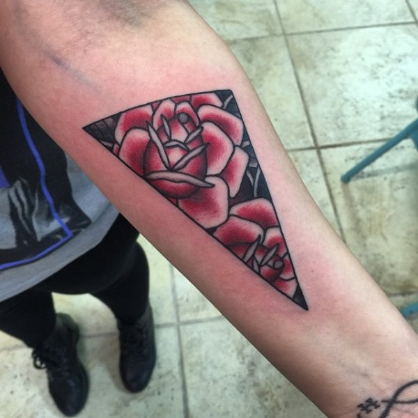 tatuaggio triangolo 183