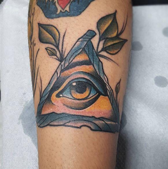 tatuaggio triangolo 19