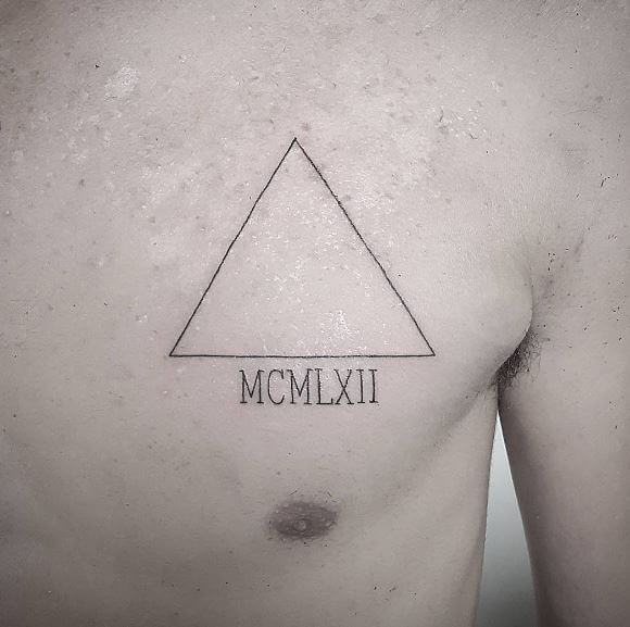 tatuaggio triangolo 59